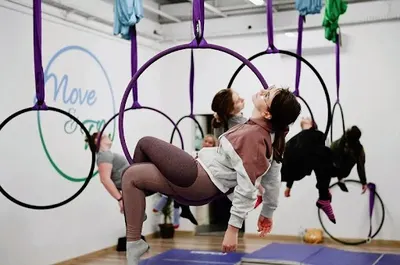 Move&Fly Studio Ruchu i Tańca Patrycja Zatyka